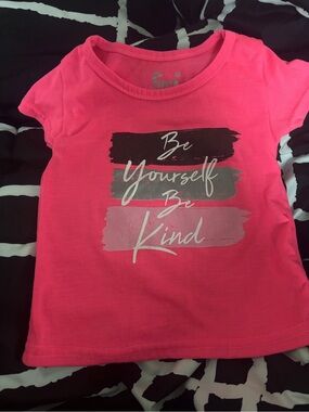 Girls Pink 'Be Yourself Be Kind' Graphic Tee —-Toddler